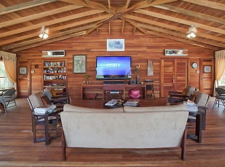 Hotel Royal Palm Island Belize City Interior foto